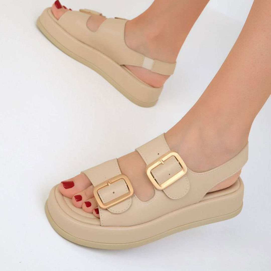 صندل حريمي 👡، تتميز بتصميمها العصري ذو النعل السميك الطبي